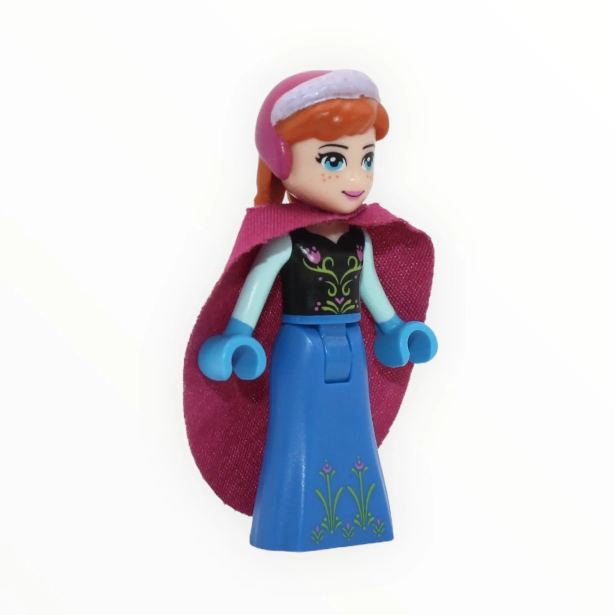 Anna (hat, cape, 2015)