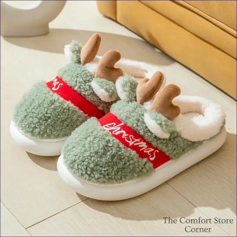 Comfortable Christmas Slippers to Bring Festive Cheer