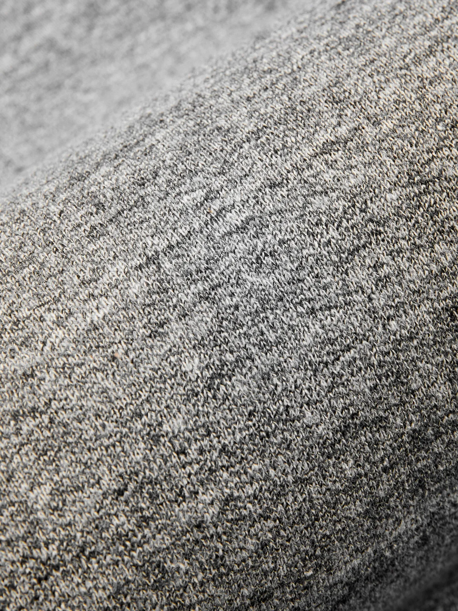 Fleeced FoxFibre® Pullover Crewneck in Charcoal