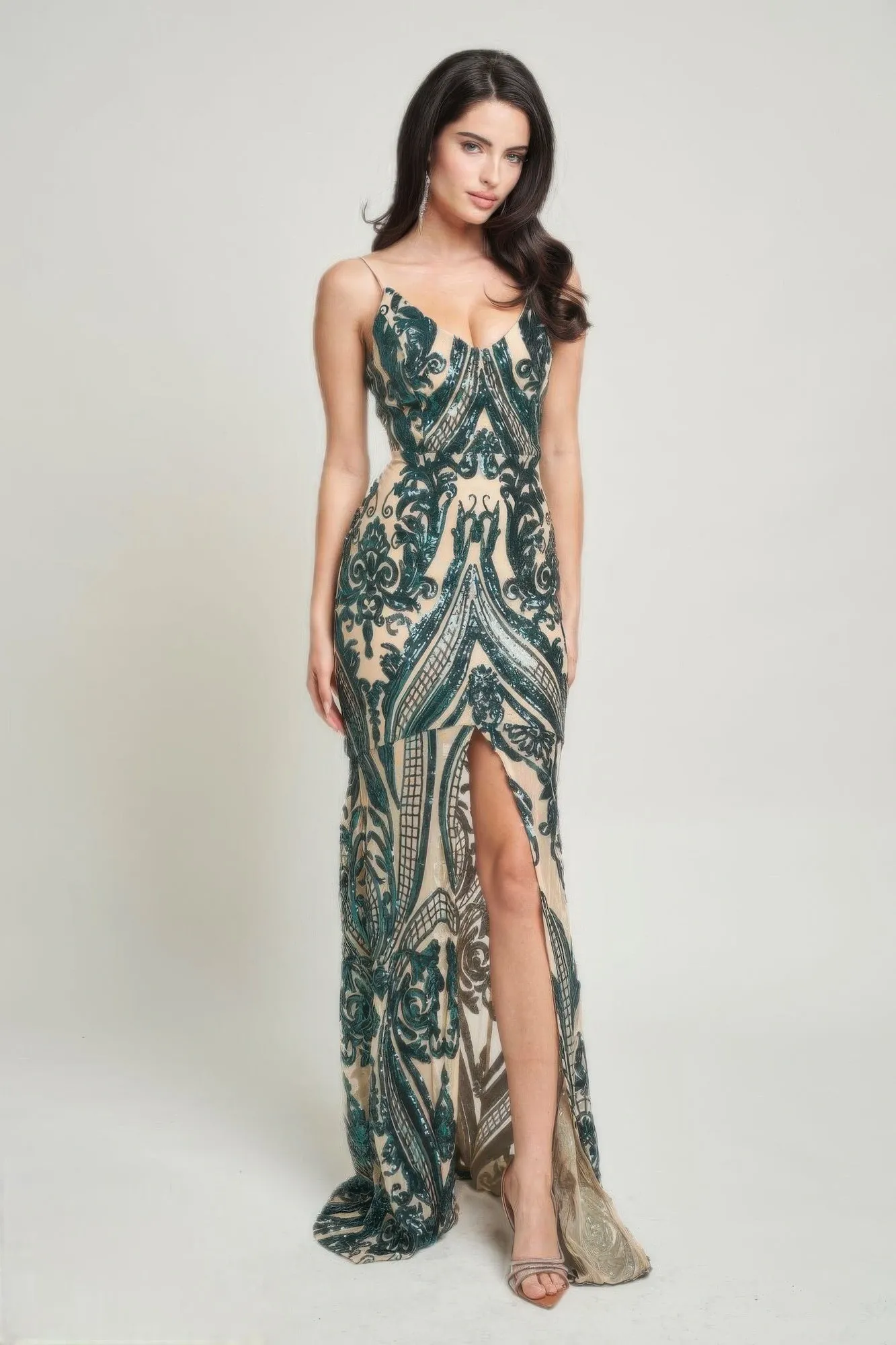 Hot Girl Art Deco Sequined Maxi Dress In Hunter Green