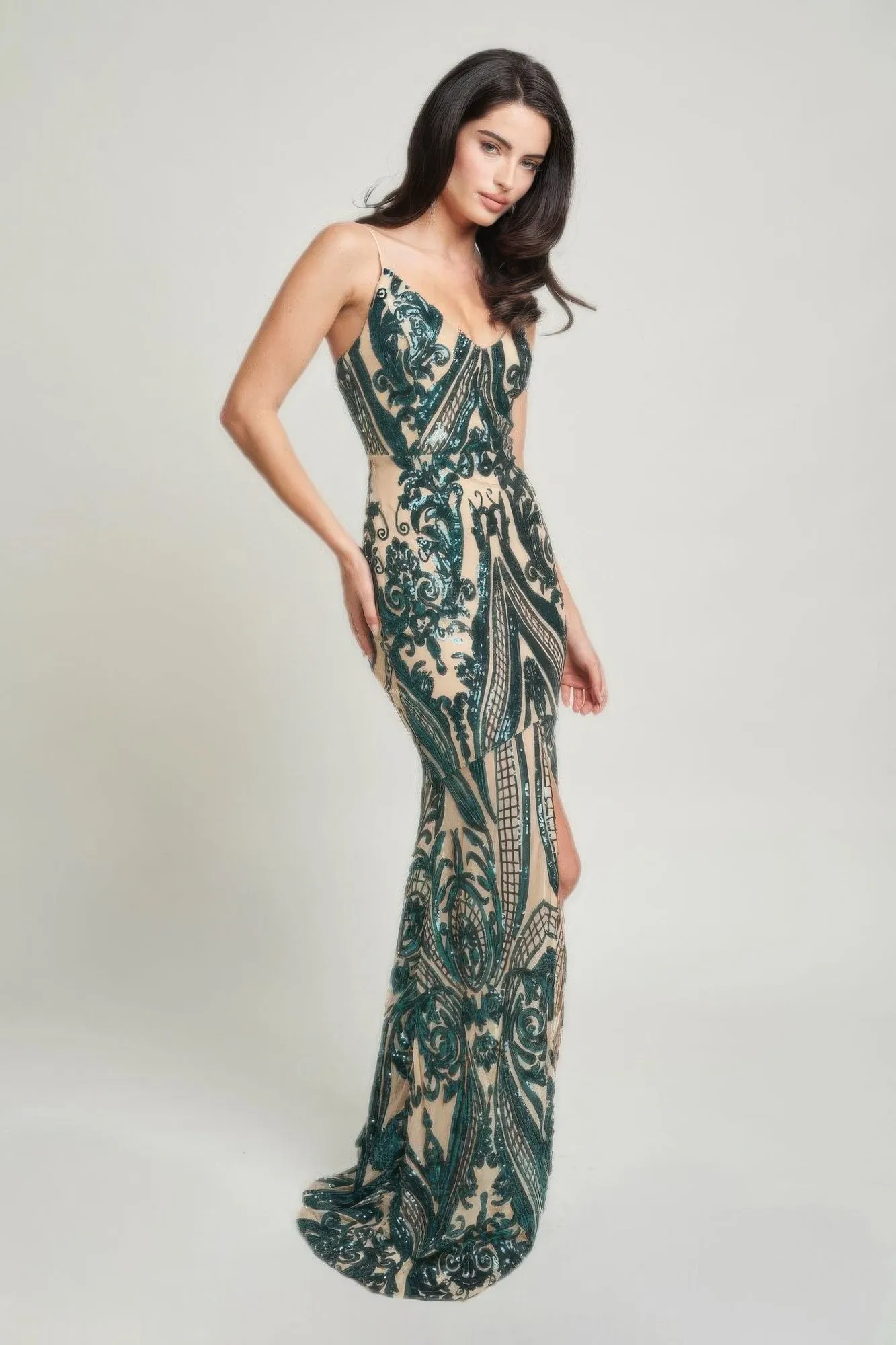 Hot Girl Art Deco Sequined Maxi Dress In Hunter Green