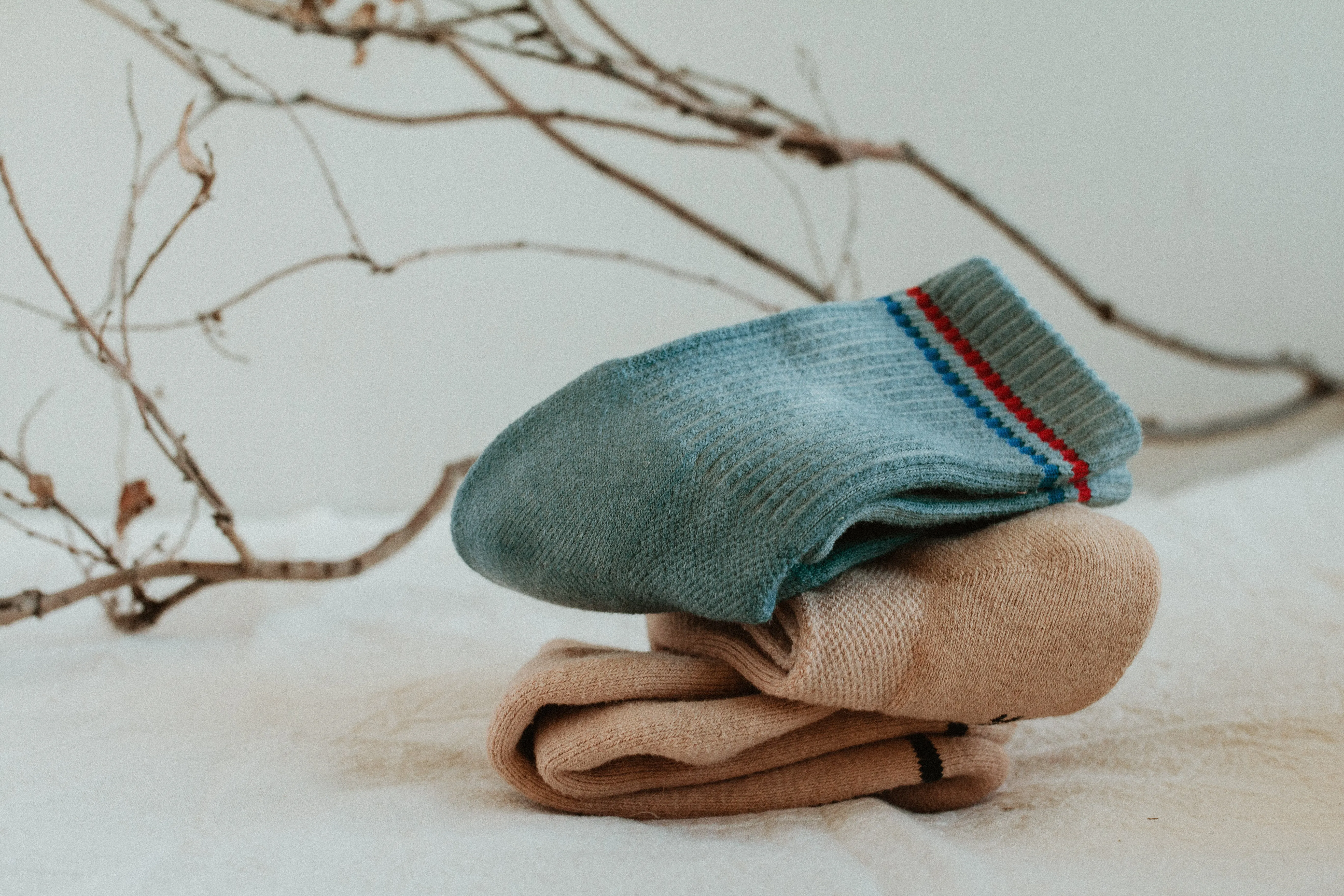 Plant dyed chunky socks - Minimalistic retro style cotton socks