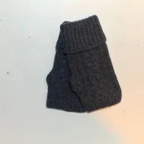 Santacana Dark Grey Cable Knit 'Fingerless Gloves'