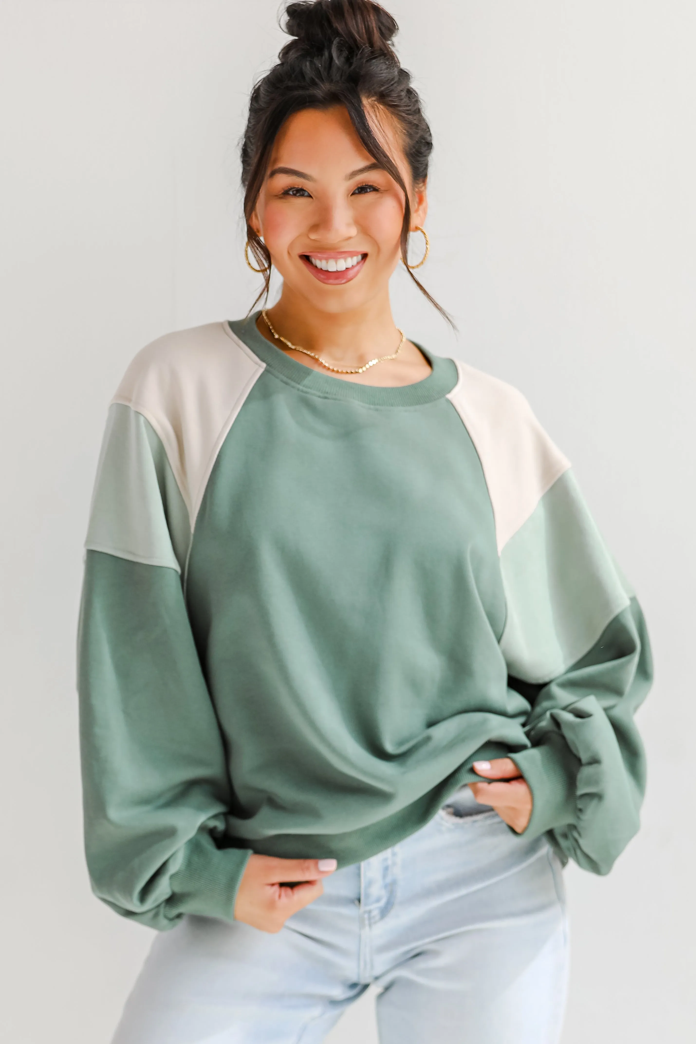 Seasonal Classic Color Block Pullover