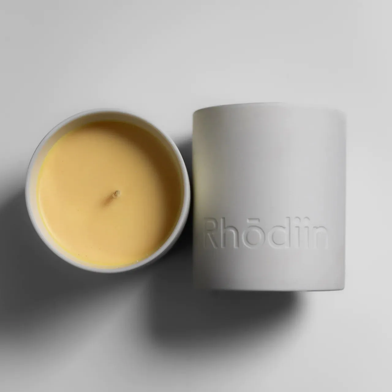 SoH Rhodiin Neon Candle