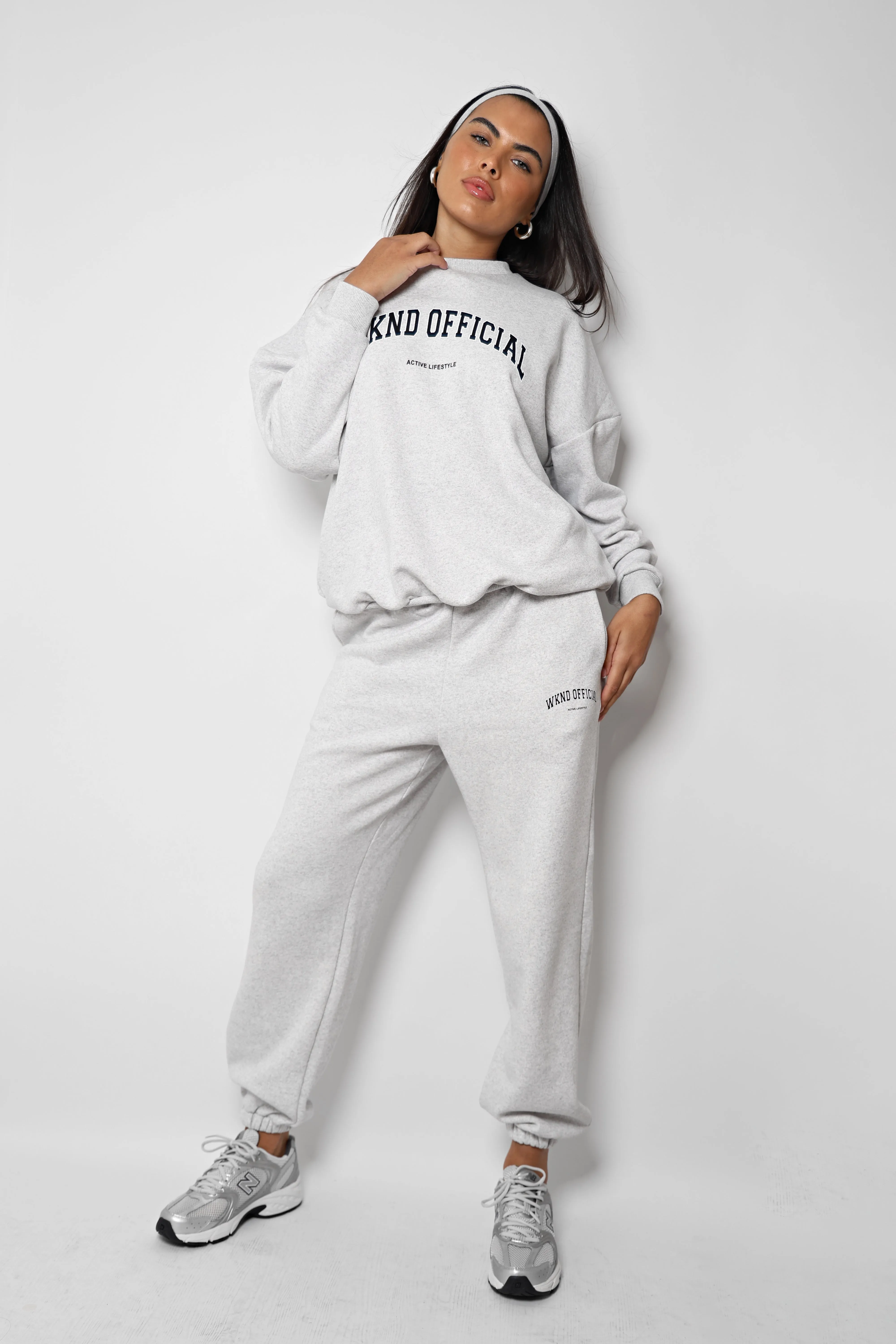 WKND OFFICIAL OVERSIZED JOGGER