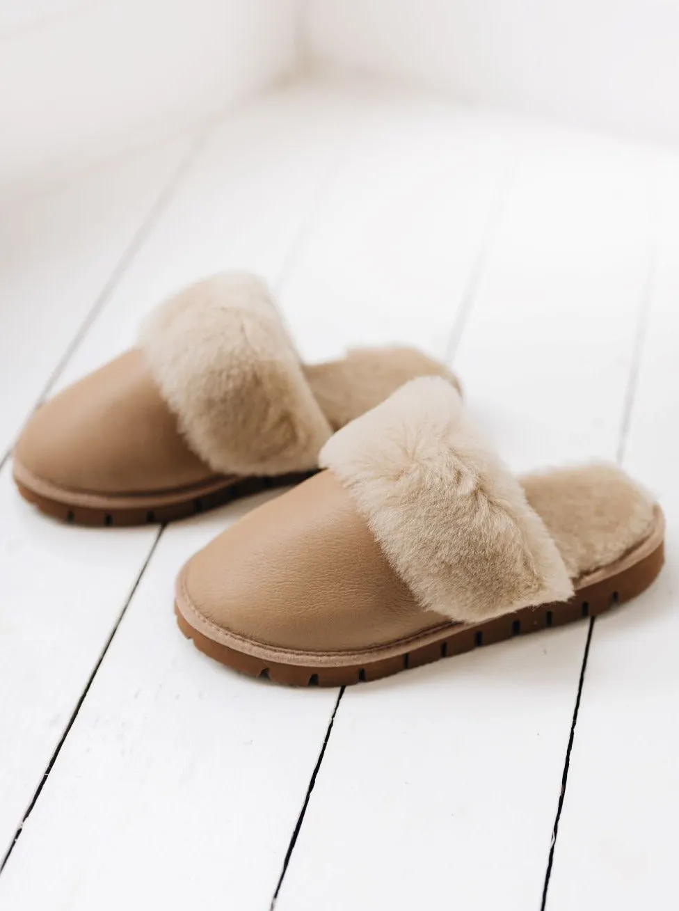 Women's Sheepskin Slip-on Slippers | VERONICA DELUXE (Last Chance)